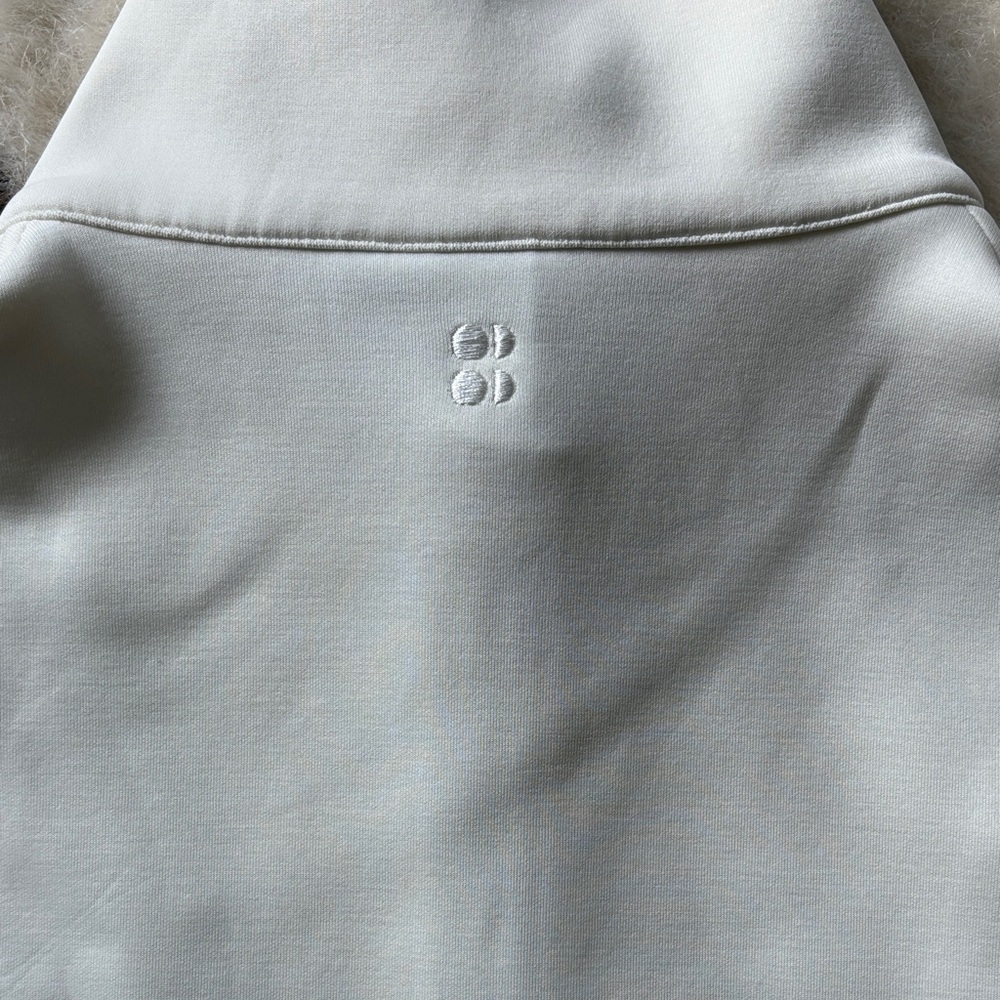 Sweaty Betty White Half-Zip Pullover Hoodie - Picture 5 of 6